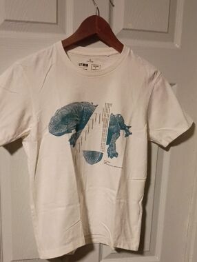 Star Wars White Tee with Teal Graphic Print